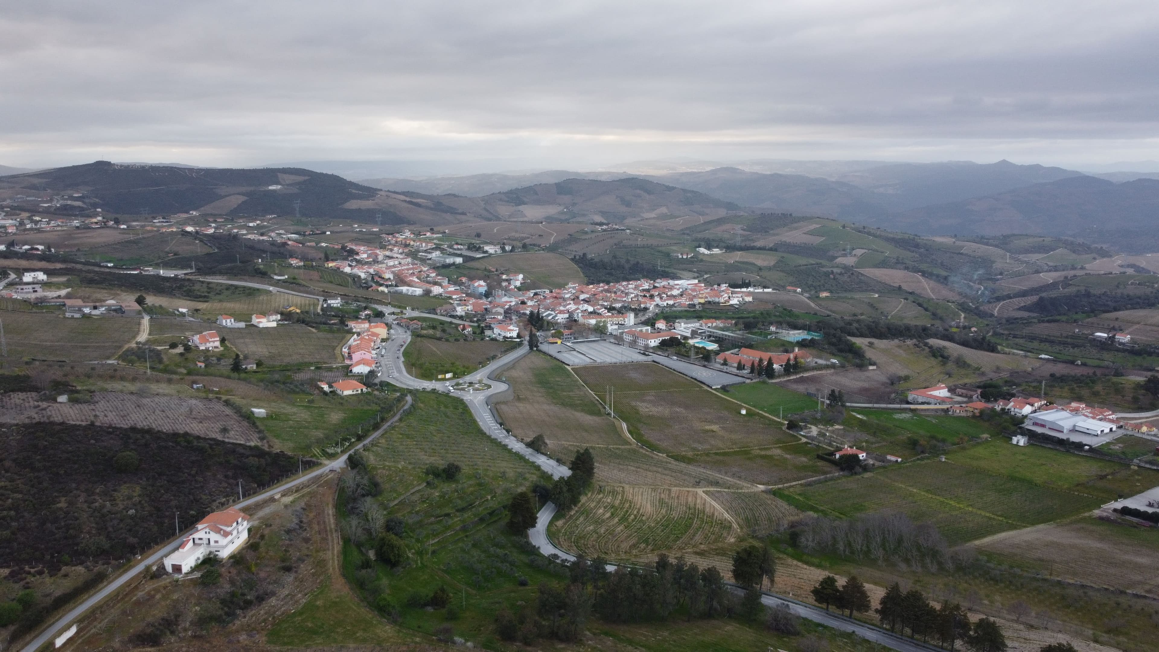 Vista aérea de São João da Pesqueira, Douro